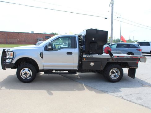 Used 2022 Ford F350 XL w/ STX Appearance Package AWD/4WD image 9
