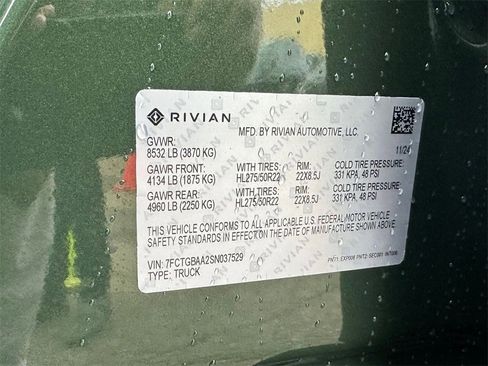 Used 2025 Rivian R1T Adventure image 37