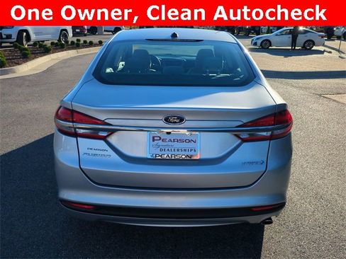 Used 2017 Ford Fusion S image 5