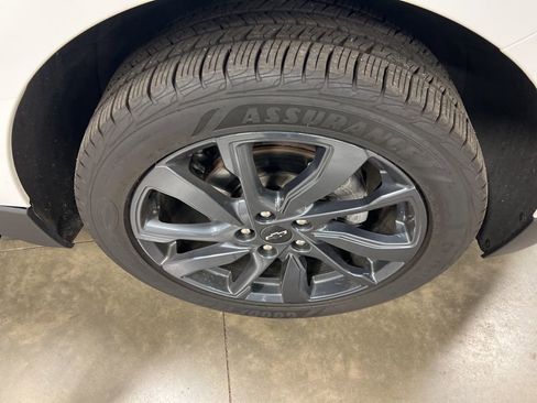 Certified 2024 Chevrolet Equinox RS image 20