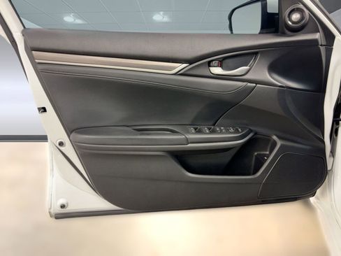 Used 2021 Honda Civic Touring image 21