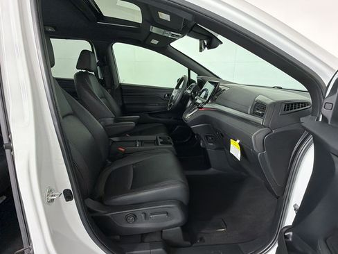Used 2024 Honda Odyssey Sport image 31