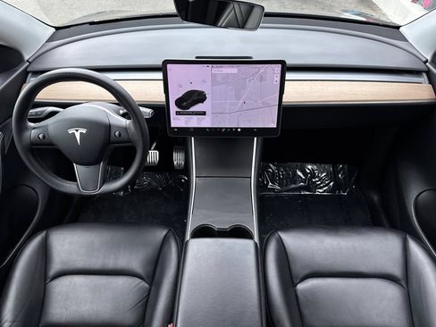 Used 2021 Tesla Model Y Long Range AWD/4WD image 15