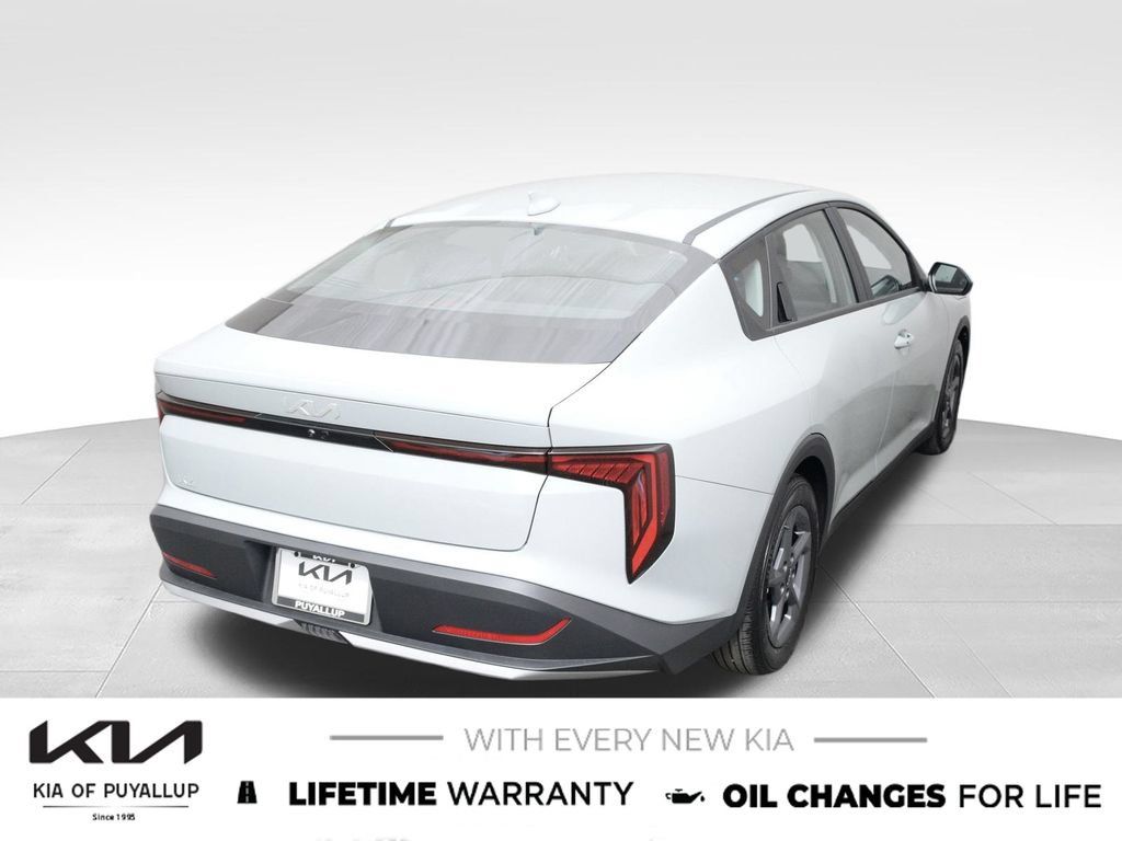 New 2026 Kia K4 FWD image 5