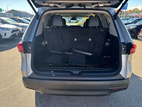 Used 2024 Toyota Grand Highlander XLE image 7