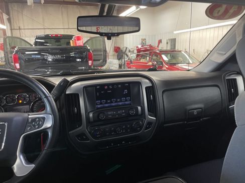 Used 2016 GMC Sierra 1500 SLE w/ SLE Value Package AWD/4WD image 18
