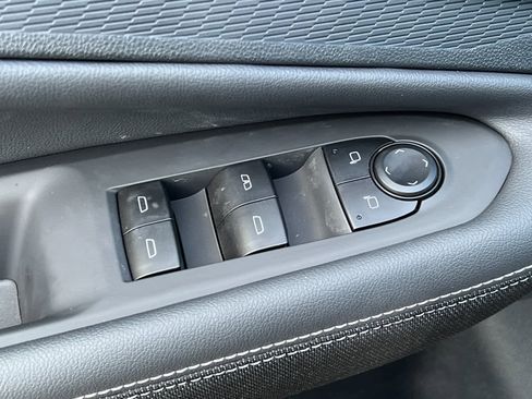 New 2026 Chevrolet Blazer EV LT image 13