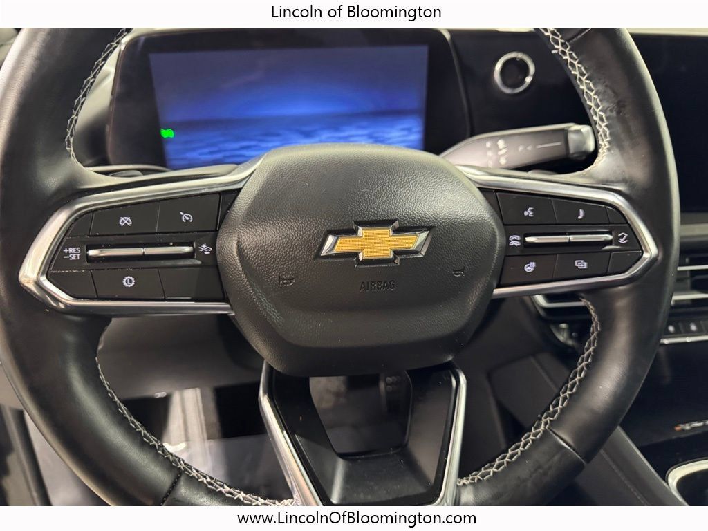 Used 2025 Chevrolet Traverse LT w/ Sun and Wheel Package AWD/4WD image 21