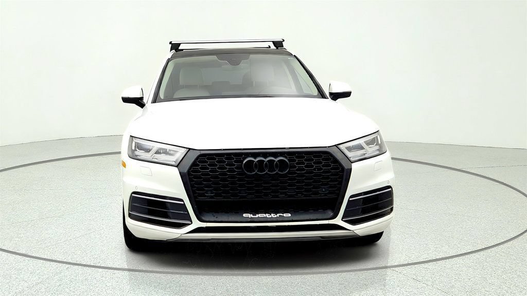 Used 2018 Audi Q5 2.0T Premium Plus w/ Premium Plus Package AWD/4WD image 2