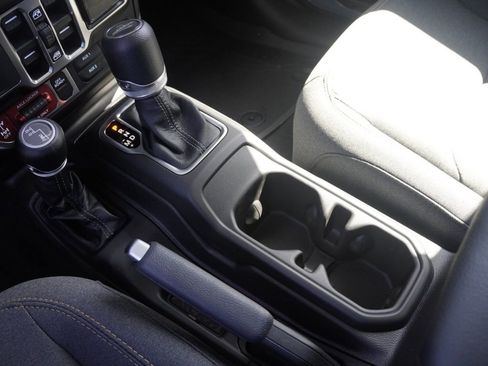 New 2026 Jeep Gladiator Willys image 18