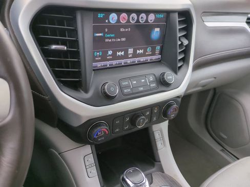 Used 2017 GMC Acadia SLT image 31