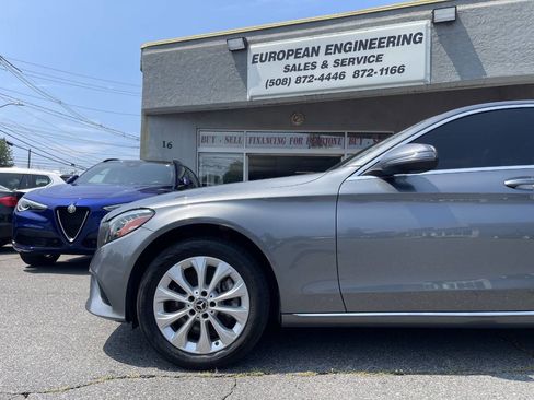 Used 2019 Mercedes-Benz C 300 4MATIC Sedan image 12