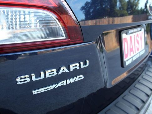 Used 2018 Subaru Outback 2.5i AWD/4WD image 10