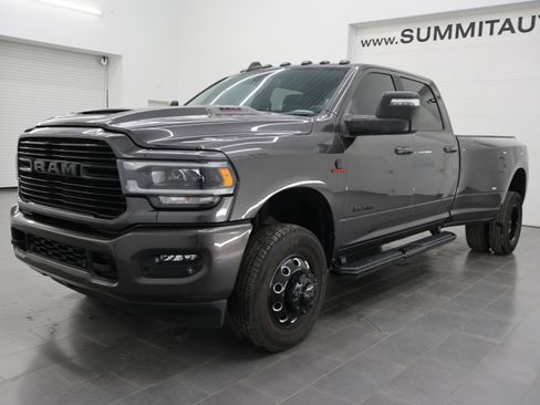 Used 2024 RAM 3500 Laramie w/ Night Edition AWD/4WD image 7