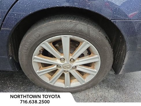 Used 2014 Toyota Camry XLE image 10