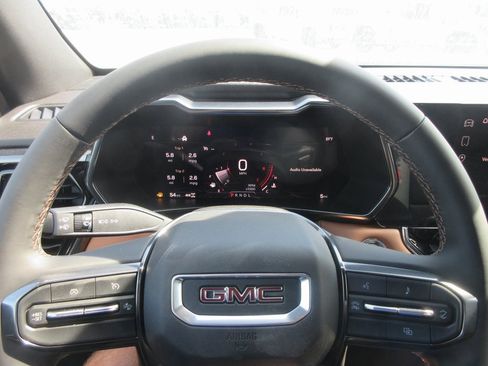 New 2026 GMC Canyon AT4 w/ Nightfall Essentials Package image 15