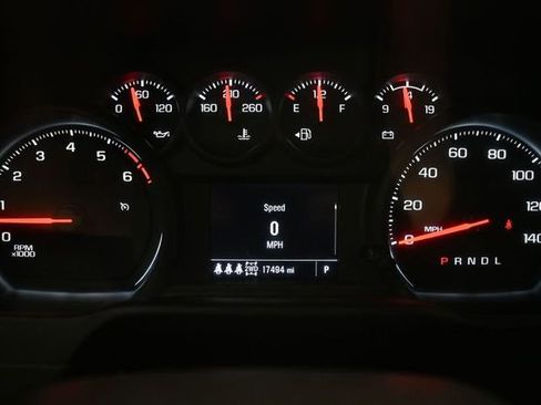 Used 2025 Chevrolet Silverado 2500 Custom w/ Custom Value Package AWD/4WD image 9