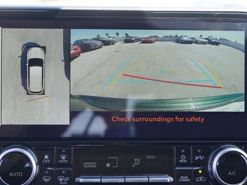 Used 2023 Toyota Highlander Limited image 27