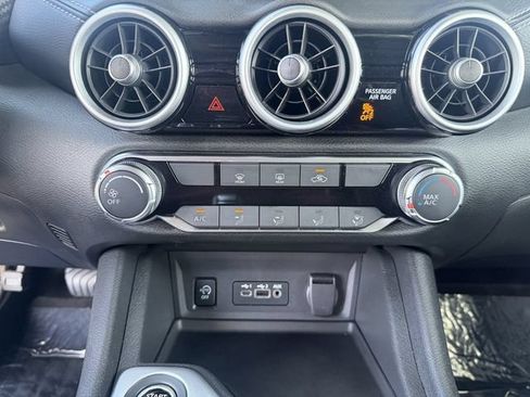 Used 2025 Nissan Sentra SV FWD image 19