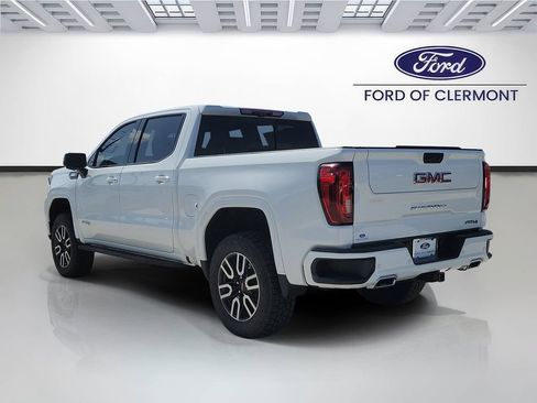 Used 2024 GMC Sierra 1500 AT4 w/ Technology Package AWD/4WD image 3