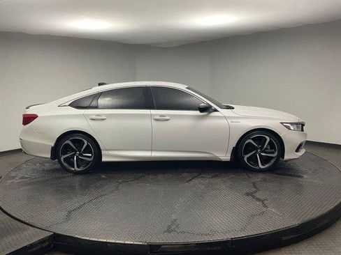 Used 2022 Honda Accord Sport image 8