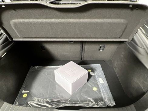 New 2026 MAZDA MAZDA3 Hatchback w/Premium Plus Pkg image 18