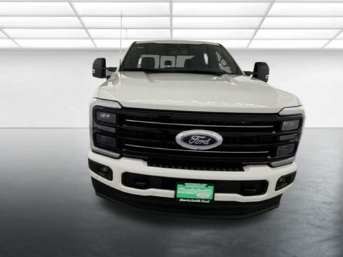 New 2026 Ford F250 Platinum AWD/4WD image 3
