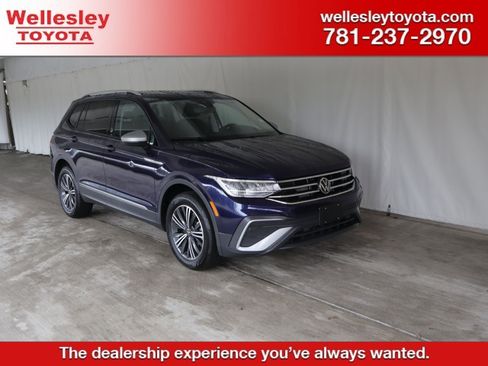 Used 2024 Volkswagen Tiguan Wolfsburg Edition AWD/4WD image 1