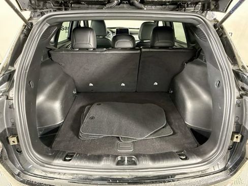 Used 2025 Jeep Compass Latitude AWD/4WD image 23