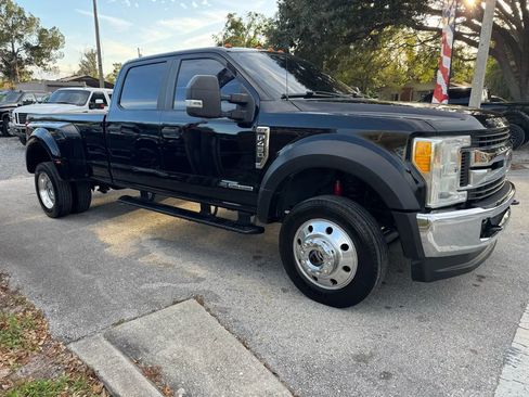 Used 2017 Ford F450 XL w/ STX Appearance Package image 3