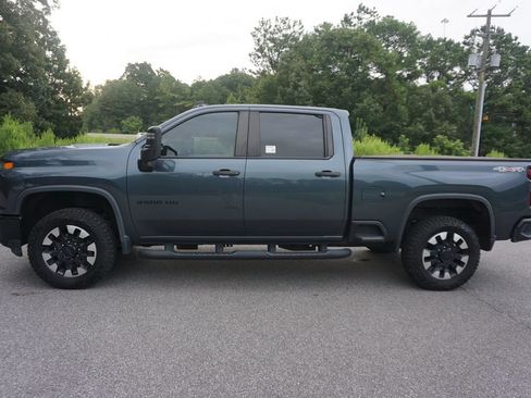 Used 2020 Chevrolet Silverado 2500 Custom w/ Custom Value Package AWD/4WD image 16