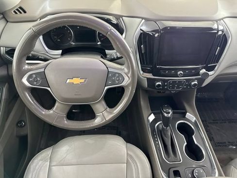 Used 2020 Chevrolet Traverse LT AWD/4WD image 28