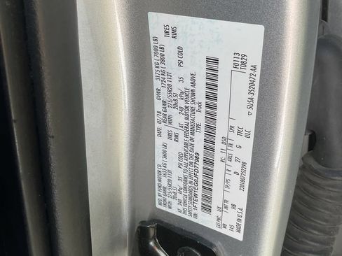 Used 2018 Ford F150 Lariat w/ Equipment Group 502A Luxury AWD/4WD image 25