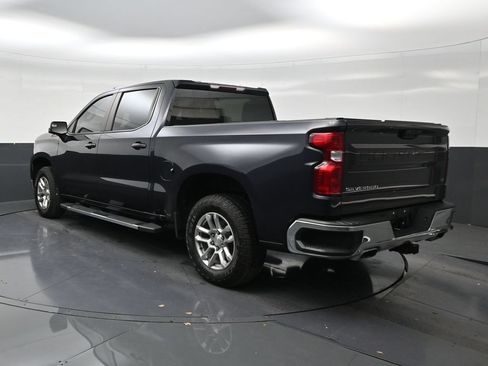 Used 2023 Chevrolet Silverado 1500 LT w/ Z71 Off-Road Package AWD/4WD image 3