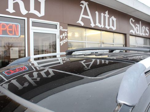 Used 2005 Volvo XC70 Base AWD 4dr Turbo Wagon image 9