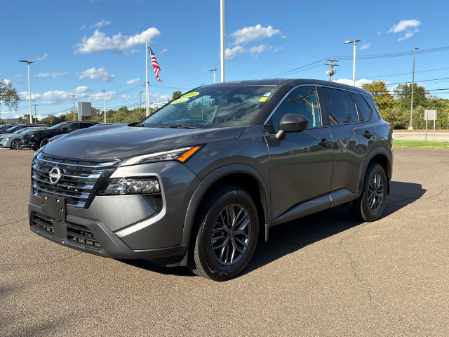 Certified 2025 Nissan Rogue S FWD image 5