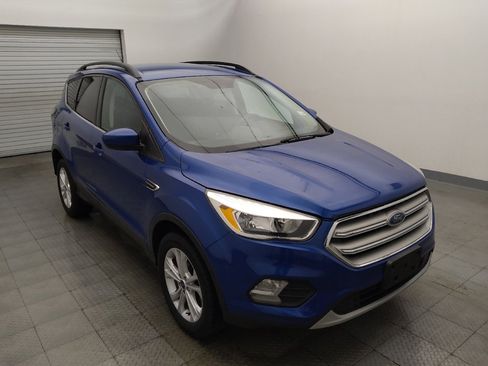 Used 2018 Ford Escape SE FWD image 13