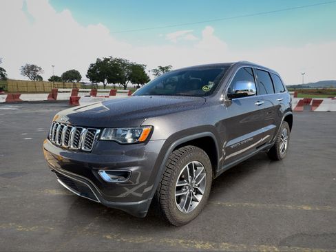 Used 2020 Jeep Grand Cherokee Limited AWD/4WD image 5
