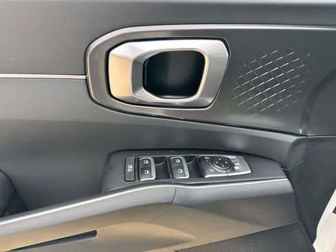 New 2026 Kia Sorento S w/ S Panoramic Sunroof Package FWD image 25