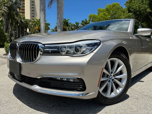 Used 2016 BMW 740i RWD image 8