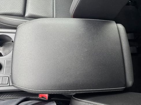 Certified 2021 Volkswagen Atlas Cross Sport SE image 28