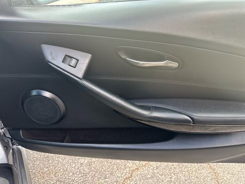 Used 2006 BMW 650i Convertible image 14