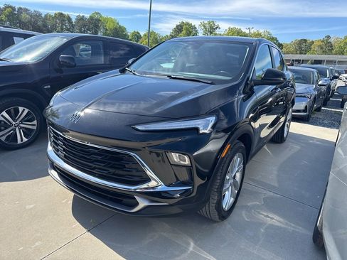 Used 2025 Buick Encore GX Preferred image 1