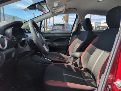 New 2025 Nissan Versa SR w/ Trunk Package image 12