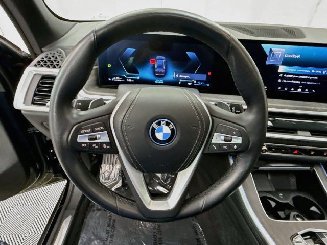 Used 2024 BMW X5 xDrive50e w/ Premium Package AWD/4WD image 11