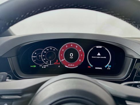 Certified 2026 Porsche Cayenne AWD/4WD image 13
