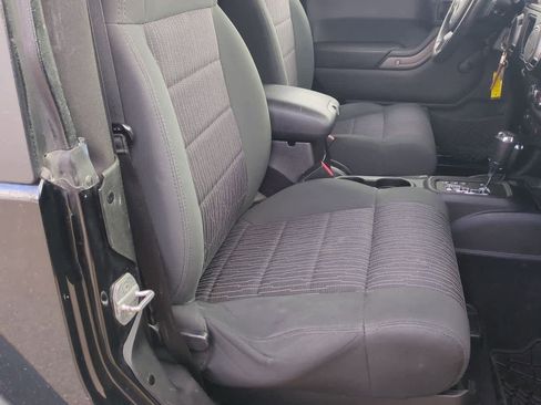 Used 2012 Jeep Wrangler Sport image 20