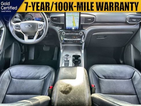 Used 2023 Ford Explorer Limited w/ Limited Technology Package RWD image 12