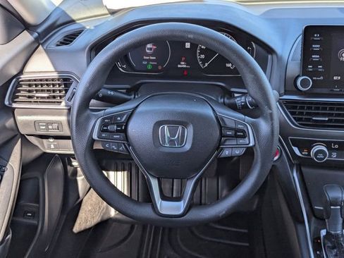 Used 2018 Honda Accord LX image 18