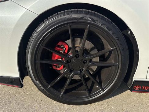 Used 2021 Toyota Camry XSE image 9